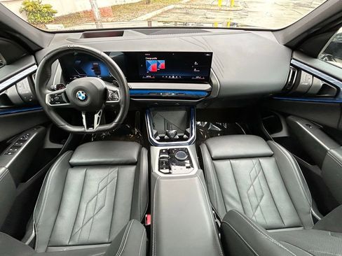 Used 2025 BMW X3 xDrive30i AWD/4WD image 10