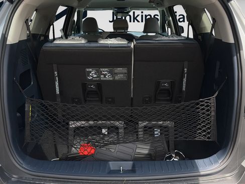 New 2026 Kia Carnival EX FWD image 10