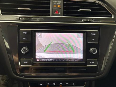 Used 2022 Volkswagen Tiguan S FWD image 24