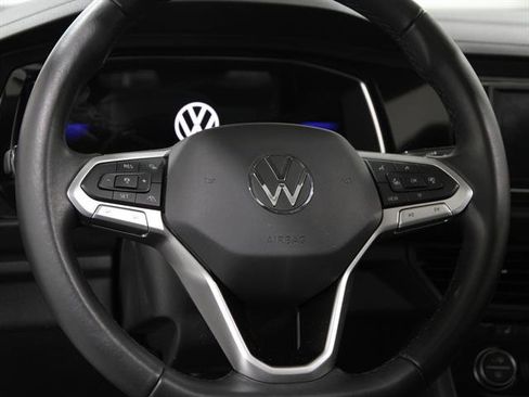 Certified 2023 Volkswagen Jetta SE w/ Panoramic Sunroof Package image 7