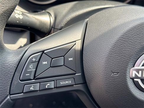 New 2025 Nissan Kicks Play S image 24