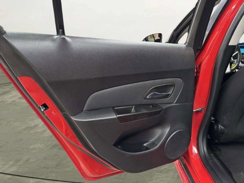 Used 2012 Chevrolet Cruze LT w/ RS Package image 13