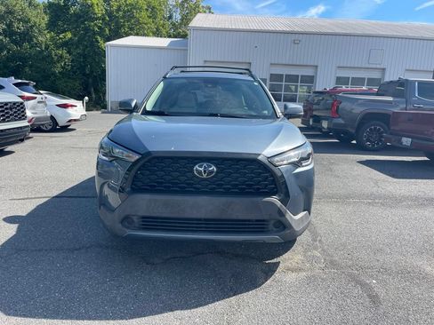 Used 2022 Toyota Corolla Cross LE AWD/4WD image 8