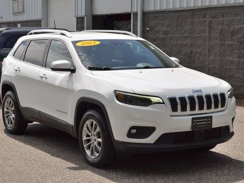 Used 2021 Jeep Cherokee Latitude Lux AWD/4WD image 2