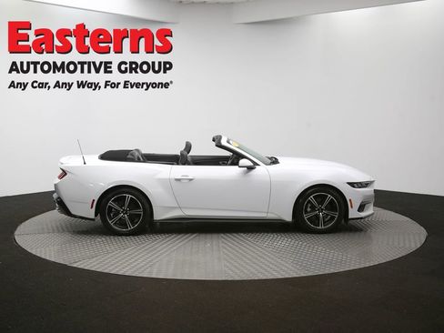 Used 2024 Ford Mustang Premium image 79