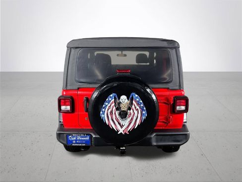 Used 2018 Jeep Wrangler Sport image 7