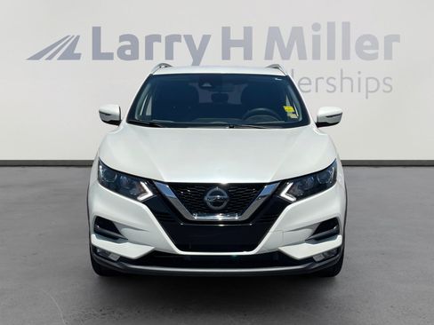 Used 2022 Nissan Rogue Sport SV FWD image 8