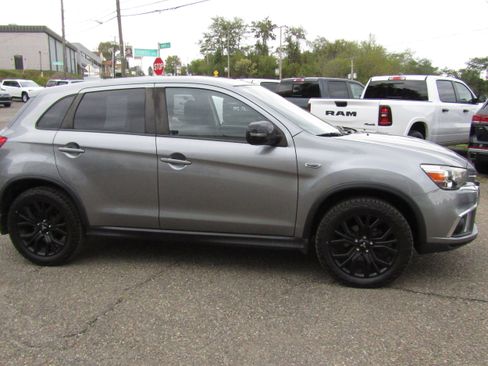 Used 2018 Mitsubishi Outlander Sport AWD image 7