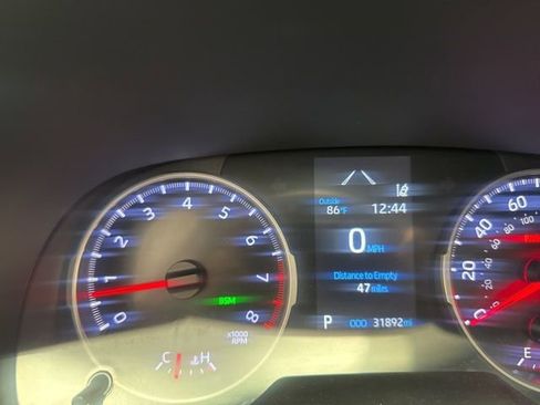 Used 2022 Toyota RAV4 XLE Premium image 20