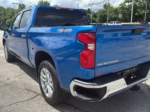 Used 2023 Chevrolet Silverado 1500 LTZ AWD/4WD image 2