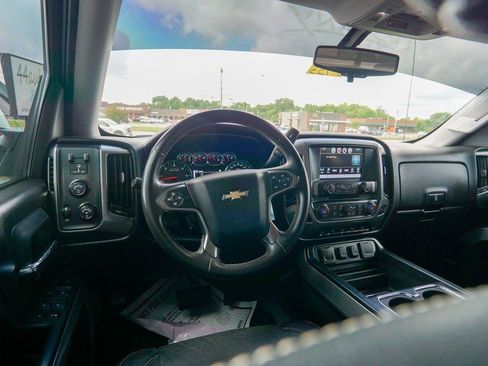 Used 2017 Chevrolet Silverado 1500 LT w/ All Star Edition AWD/4WD image 9