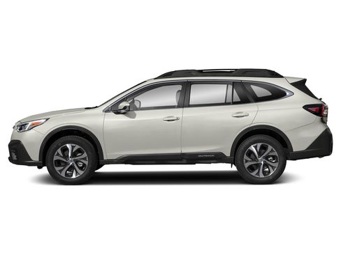 Used 2021 Subaru Outback Limited image 3
