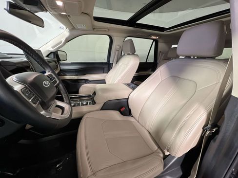 Used 2023 Ford Expedition Max Limited image 13