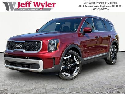 Used 2023 Kia Telluride EX w/ EX Captain's Chair Package
