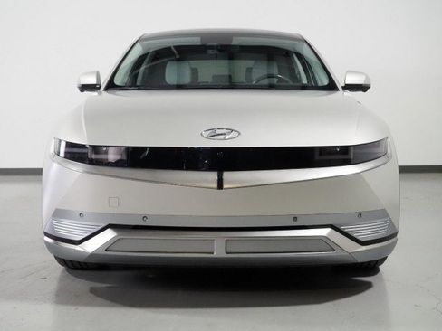 Used 2023 Hyundai Ioniq 5 Limited image 56