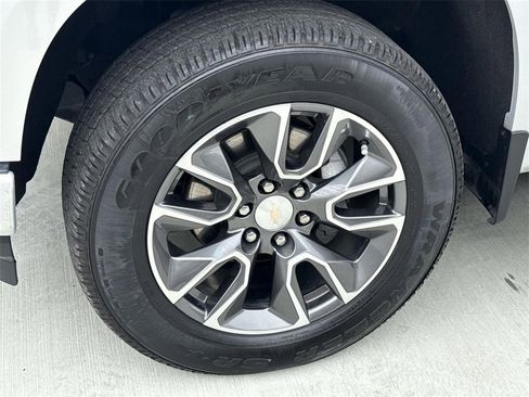 Used 2020 Chevrolet Silverado 1500 RST image 30