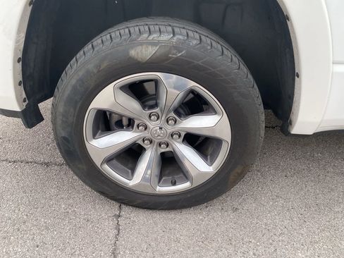 Used 2019 RAM 1500 Limited image 6