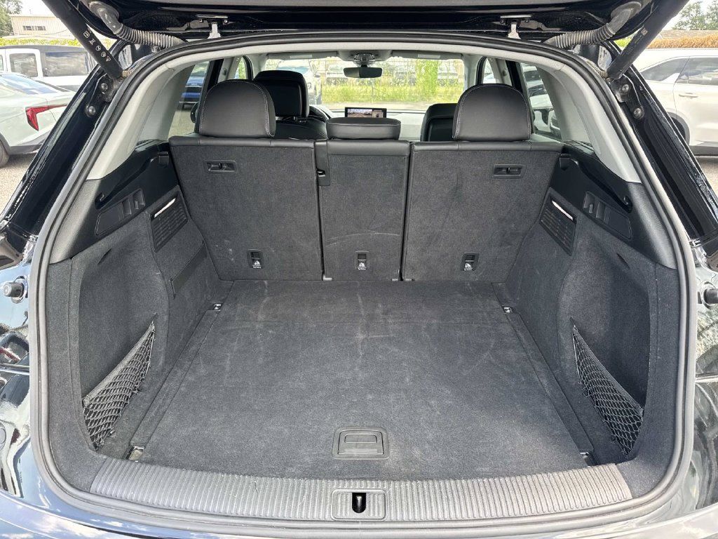 Used 2024 Audi Q5 2.0T Premium Plus AWD/4WD image 12