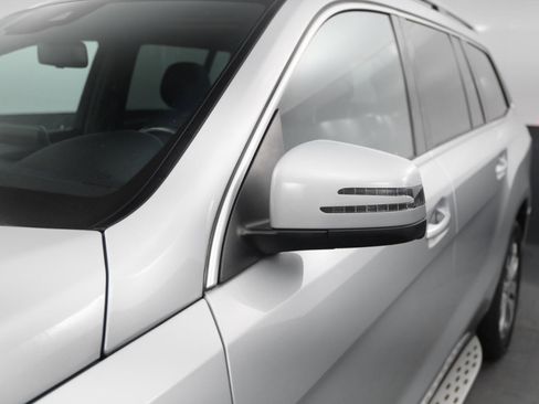 Used 2018 Mercedes-Benz GLS 450 4MATIC image 12