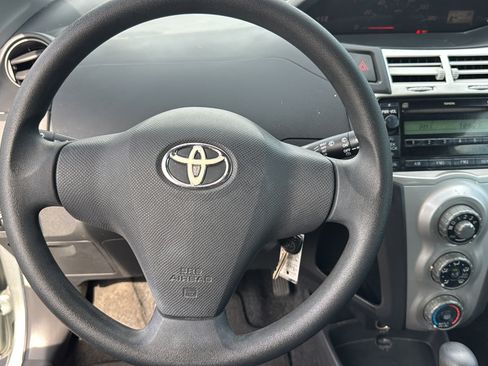 Used 2008 Toyota Yaris 2-Door Hatchback FWD image 14