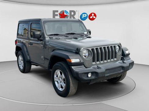 Used 2022 Jeep Wrangler Sport AWD/4WD image 7