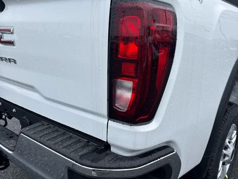 New 2026 GMC Sierra 2500 Pro w/ Convenience Package image 10