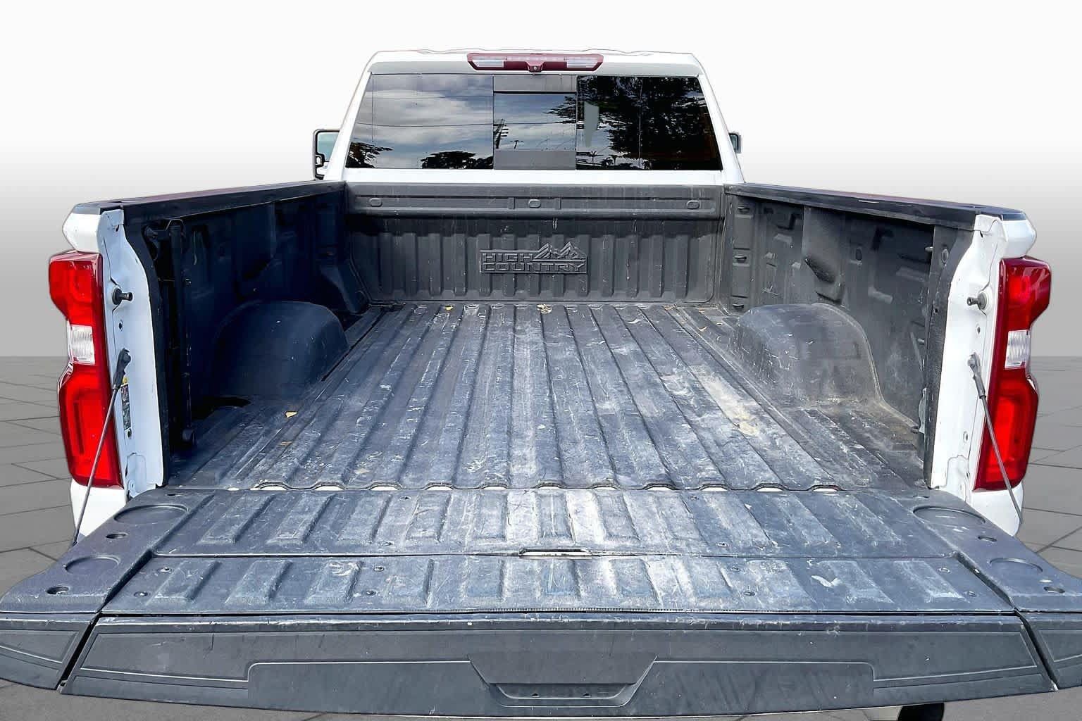 Used 2022 Chevrolet Silverado 2500 High Country w/ Z71 Off-Road Package AWD/4WD image 34