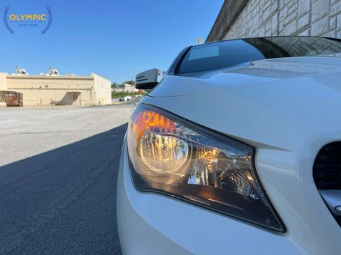 Used 2015 Mercedes-Benz CLA 250 image 15