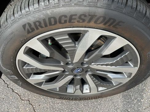 Used 2025 Subaru Forester Touring w/ Popular Package - Touring AWD/4WD image 45
