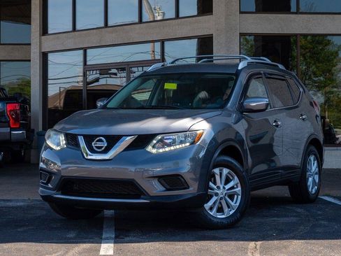 Used 2015 Nissan Rogue SV AWD/4WD image 6