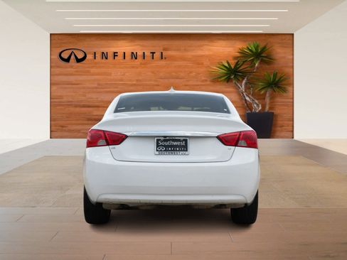 Used 2018 Chevrolet Impala LT image 6