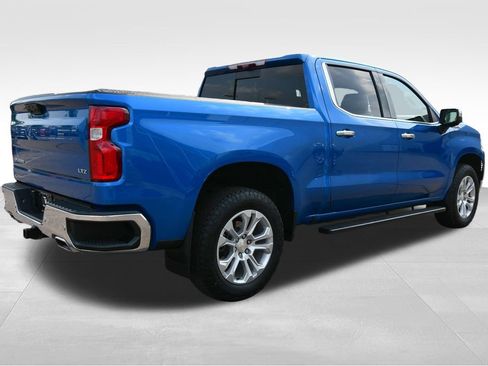 Used 2022 Chevrolet Silverado 1500 LTZ w/ LTZ Premium Package AWD/4WD image 8