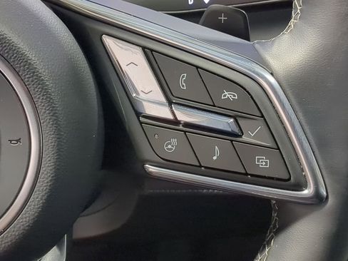 Used 2025 Buick Enclave Preferred image 38