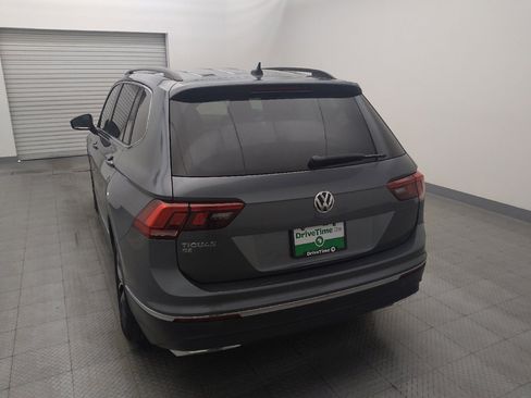 Used 2021 Volkswagen Tiguan SE image 6