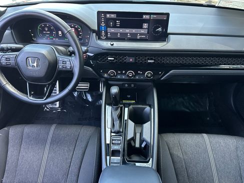 Certified 2025 Honda Accord Sport image 15