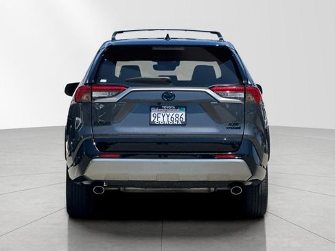 Used 2023 Toyota RAV4 XSE AWD/4WD image 5