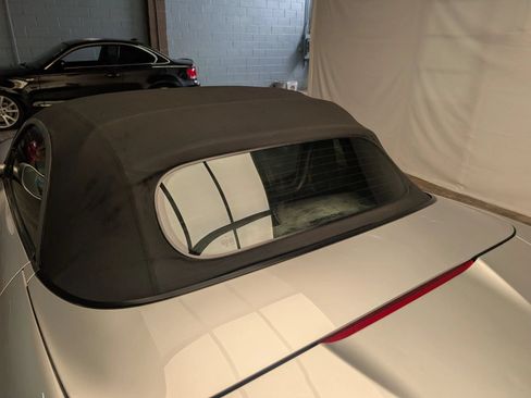Used 2004 Porsche Boxster S RWD image 8