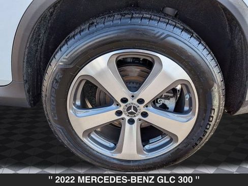 Used 2022 Mercedes-Benz GLC 300 4MATIC image 9