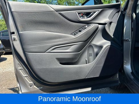 Used 2019 Subaru Forester Premium AWD/4WD image 13