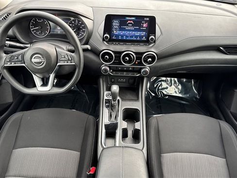 Used 2025 Nissan Sentra SV image 15