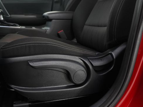 Used 2022 Kia Sportage LX image 21