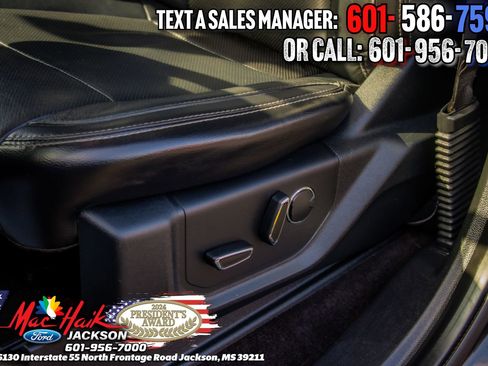Used 2017 Ford F150 Lariat w/ Equipment Group 502A Luxury image 11