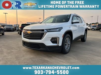 Used 2023 Chevrolet Traverse LT w/ Rear Camera Mirror Package