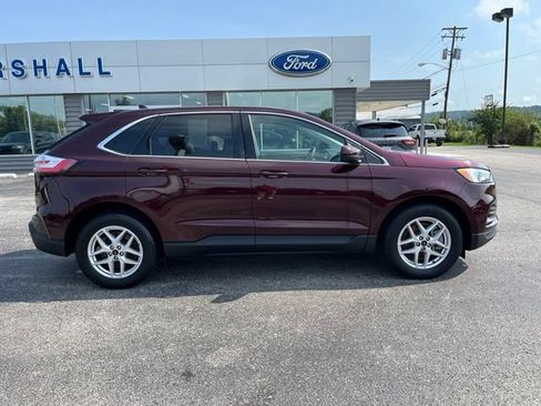 Used 2024 Ford Edge SEL AWD/4WD image 3