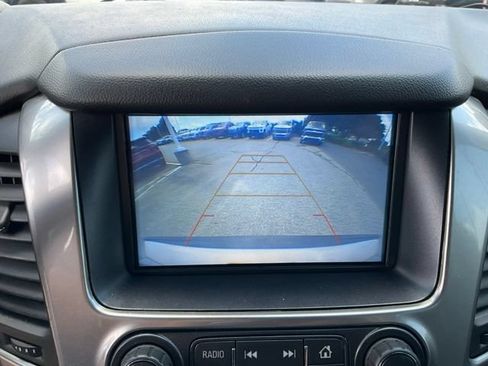 Used 2020 Chevrolet Tahoe LS RWD image 14