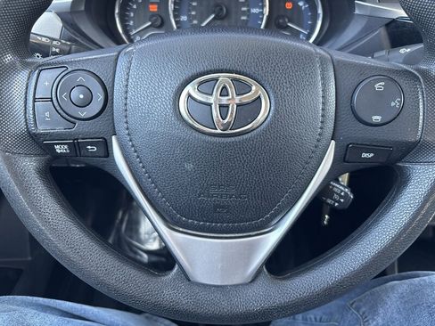 Used 2016 Toyota Corolla LE FWD image 38