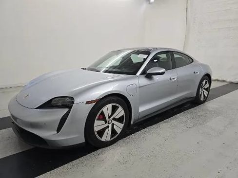 Used 2020 Porsche Taycan 4S w/ Premium Package AWD/4WD image 3