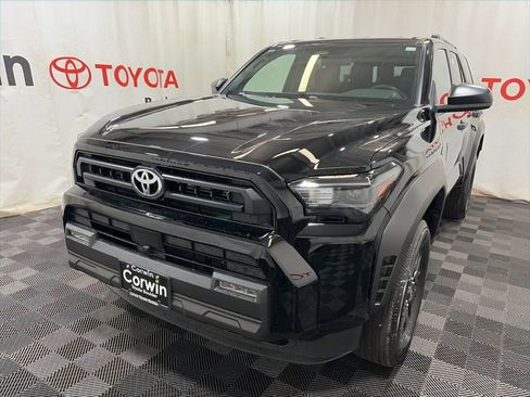 Used 2026 Toyota 4Runner SR5 AWD/4WD image 3
