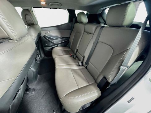 Used 2018 Hyundai Santa Fe Sport FWD image 24