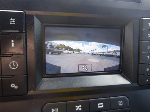 Used 2021 Ford F250 XL w/ Power Equipment Group RWD image 22